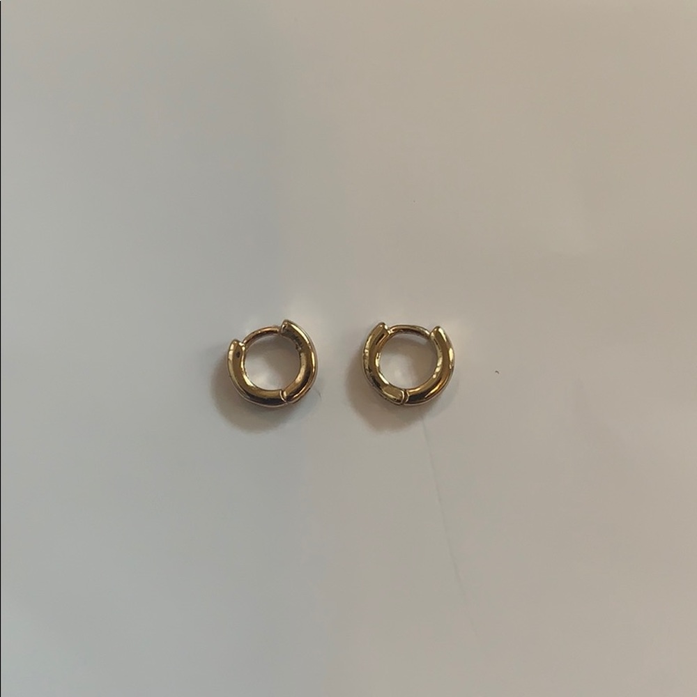Mini gold hoops